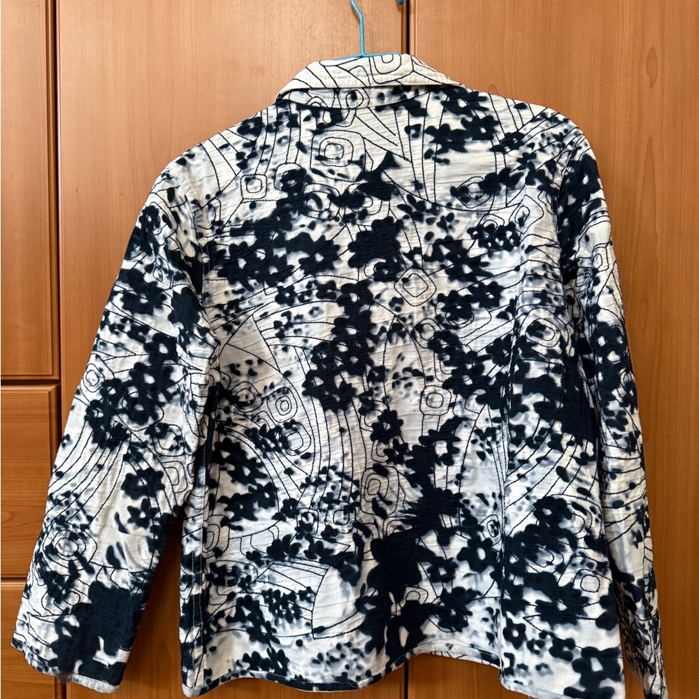 Reversible Patterned Women's Jacket - image 4